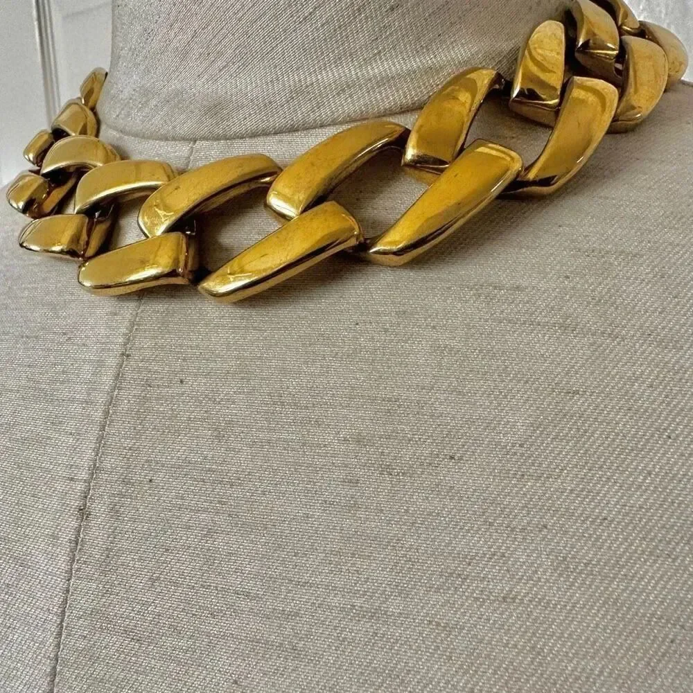 Napier vintage gold tone link necklace